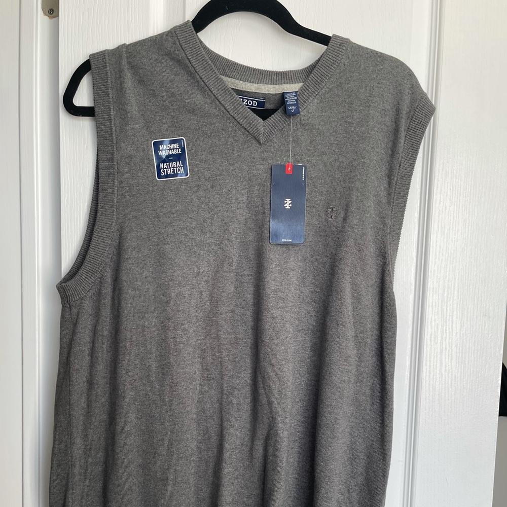 Never worn IZOD sweater vest